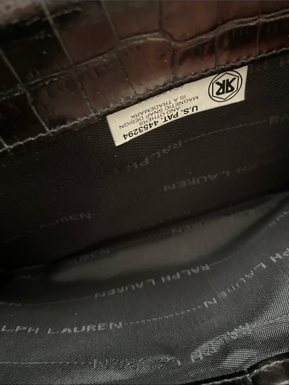 Vintage Ralph Lauren Alligator Embossed Wallet with Sterling Silver Detail. - Picture 8 of 13
